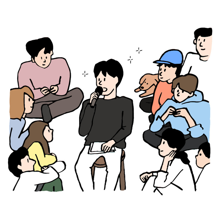 둘러앉은 사람들이 마이크를 잡고 자기소개하는 사람의 이야기를 경청하는 일러스트 — 크루 과정 '당신은 누구십니까?'